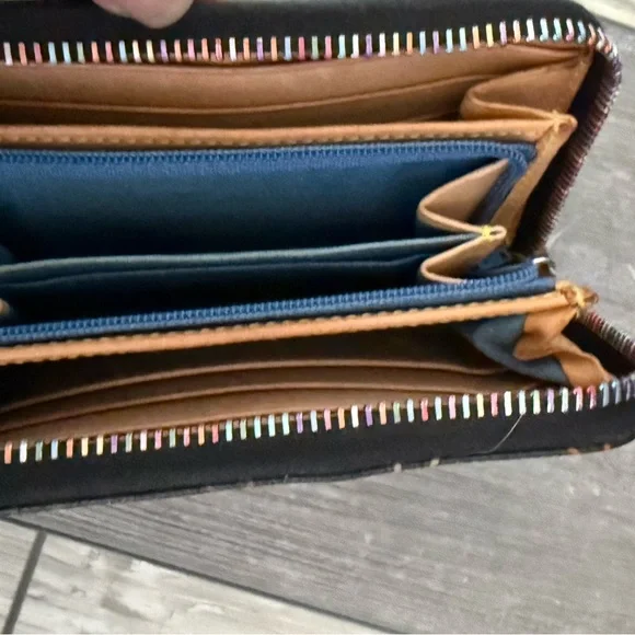 Dooney and Bourke Black Multicolor Logo Wallet - Picture 3 of 8